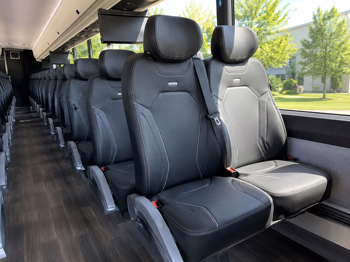 minneapolis airport shuttle and wedding weekend transportation