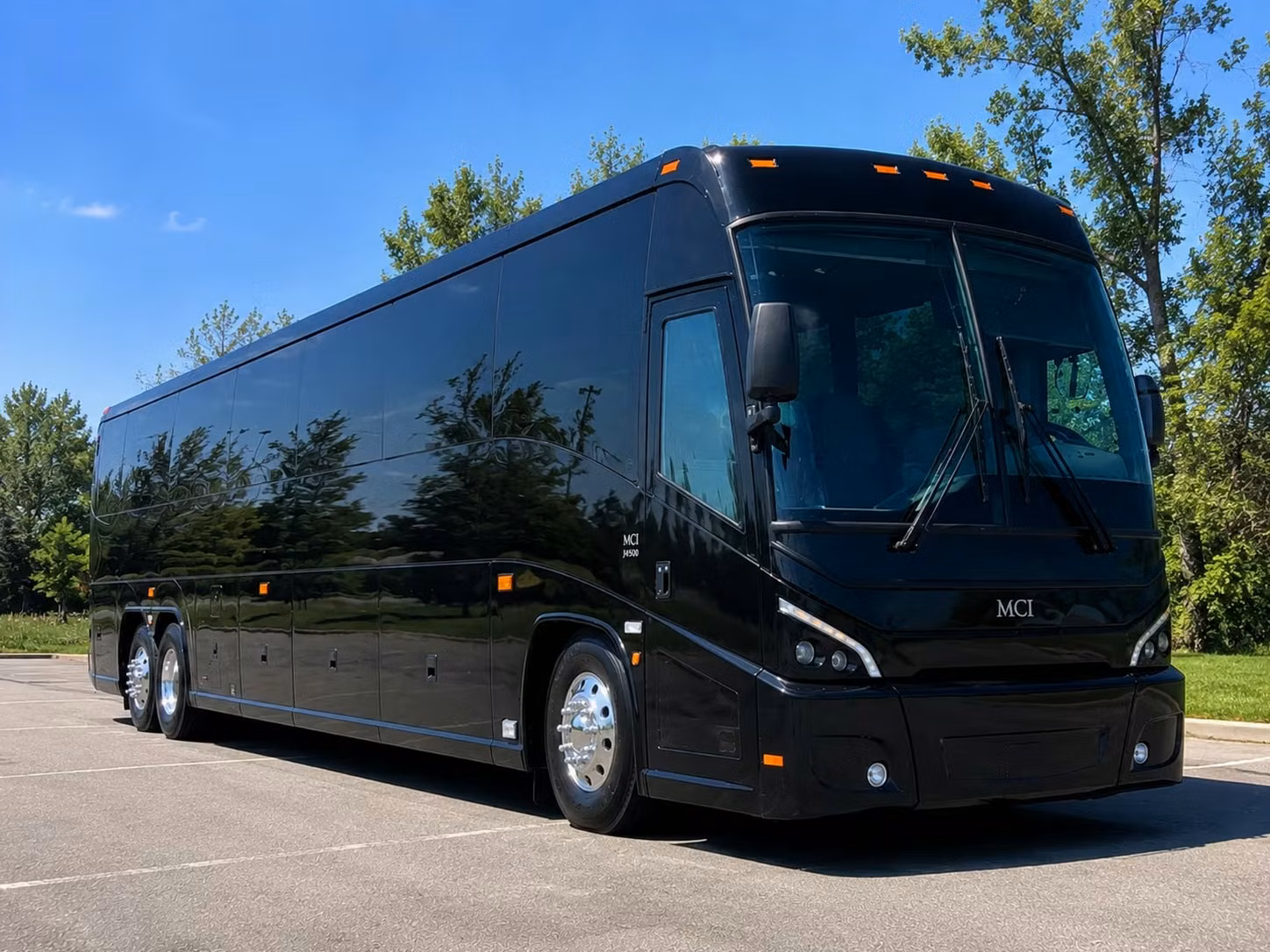 minneapolis school trip bus rentals