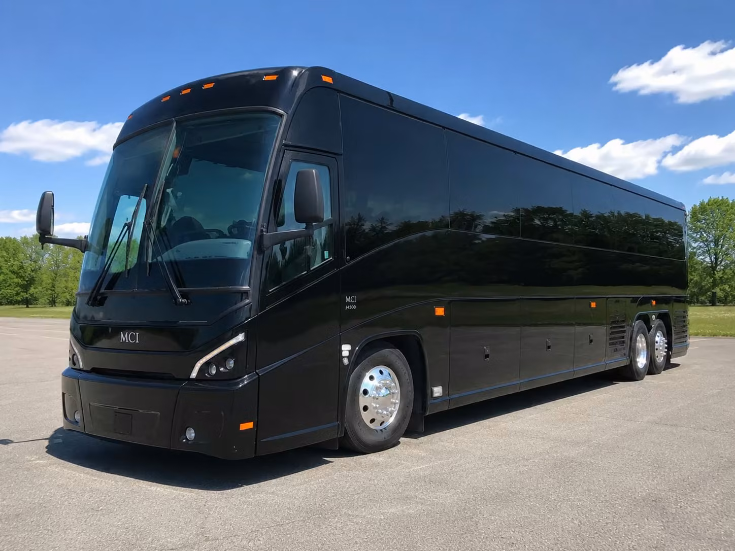 minneapolis wedding guest shuttle bus rentals that keep your day on track