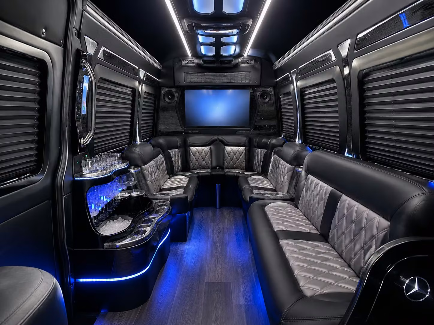 minneapolischarterbus com is how convention groups move through minneapolis without the headache